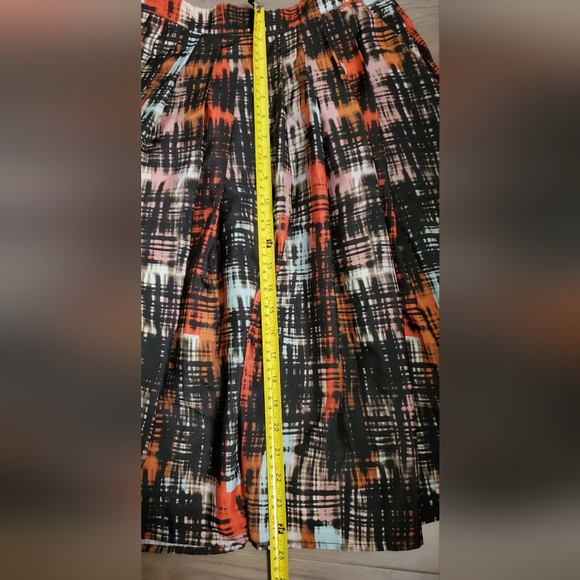 Anthropologie skirt with pockets size 4 - Picture 3 of 4